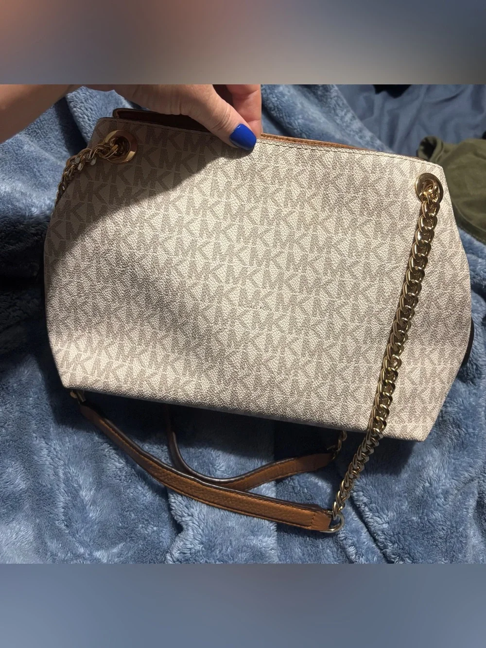 Michael Kors Signature Beige and Gold Chain Shoulder Bag